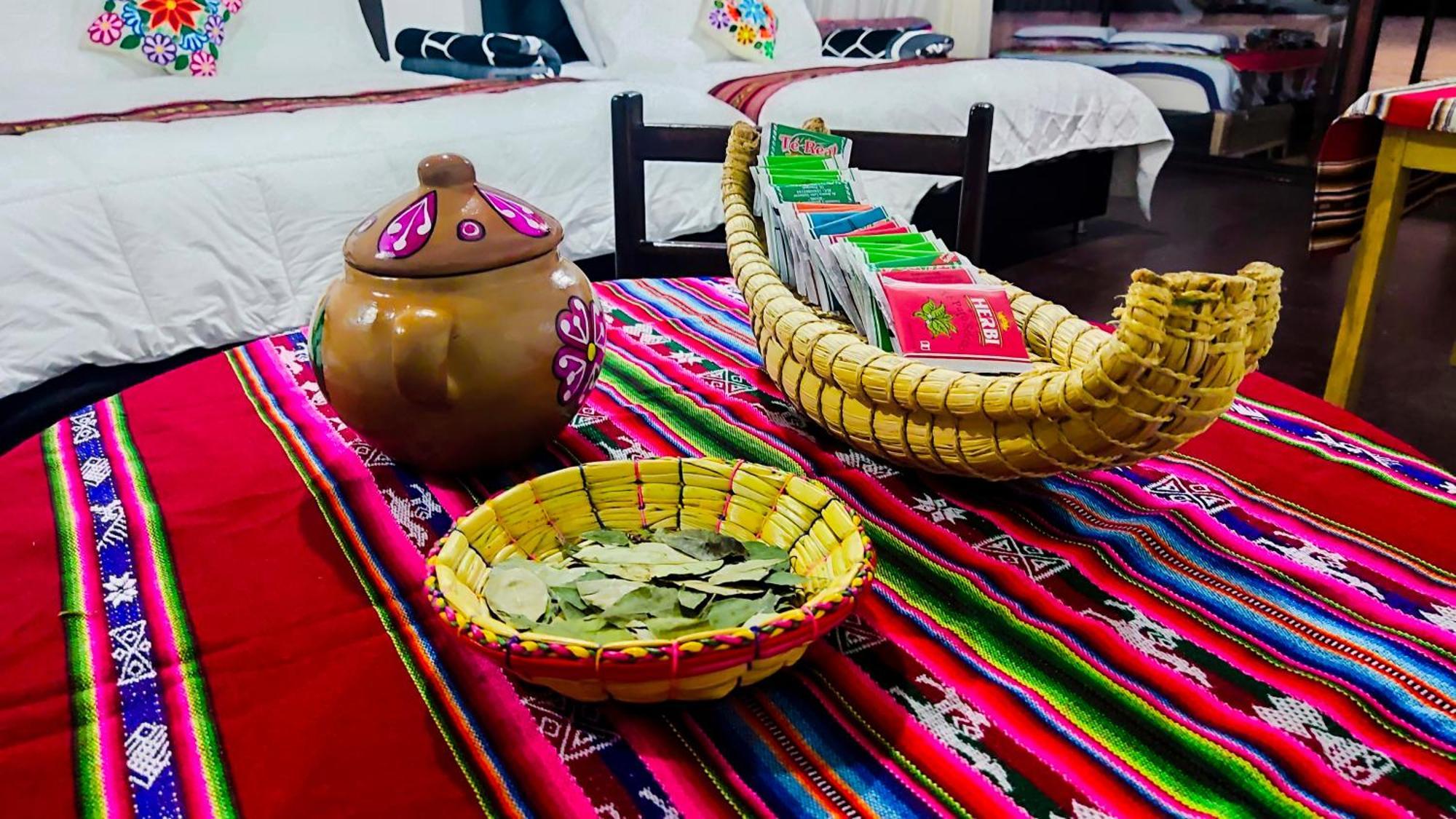 Uros Utasa Lodge プーノ エクステリア 写真